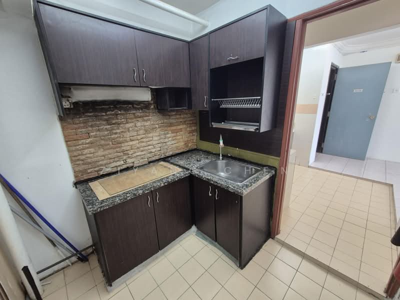 Pangsapuri untuk Disewa di Damai Apartment - Ziyang Chen - Kitchen - PropertyGuru.com.my