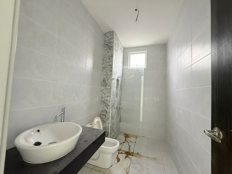Cluster House for Sale in Skudai (Johor) - Elaine Sim - Bathroom - PropertyGuru.com.my