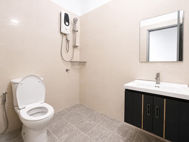 1-storey Terraced House for Sale in Kapar (Selangor) - Joline YEOW - Bathroom - PropertyGuru.com.my