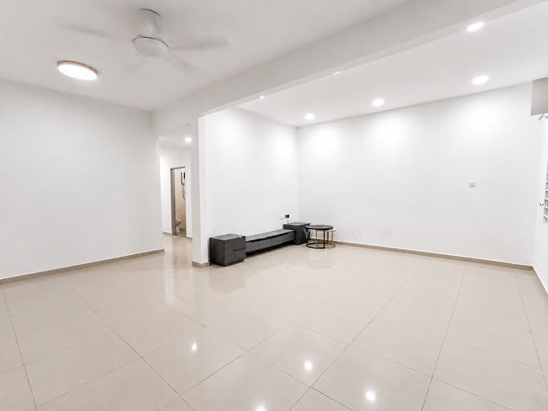 1-storey Terraced House for Sale in Kapar (Selangor) - Joline YEOW - Living Room - PropertyGuru.com.my