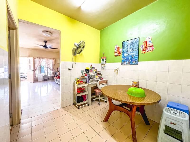 2-storey Terraced House for Sale in Bandar Mahkota Cheras (Cheras) - Kweenie Chong - Living Room - PropertyGuru.com.my
