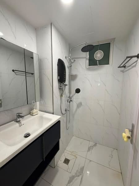 Condominium for Rent at Fairview Residence - Dylan Low - Bathroom - PropertyGuru.com.my