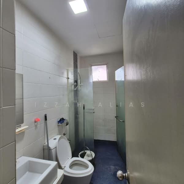 Kediaman Servis untuk Disewa di Vue Residences - Izzah Alias - Bathroom - PropertyGuru.com.my