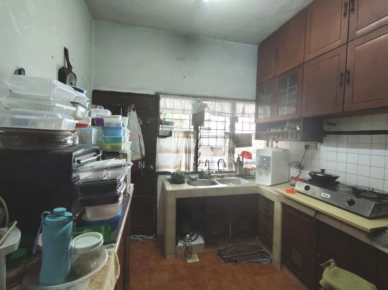2-storey Terraced House for Sale in Sri Petaling (Kuala Lumpur) - Kent Chong - Kitchen - PropertyGuru.com.my