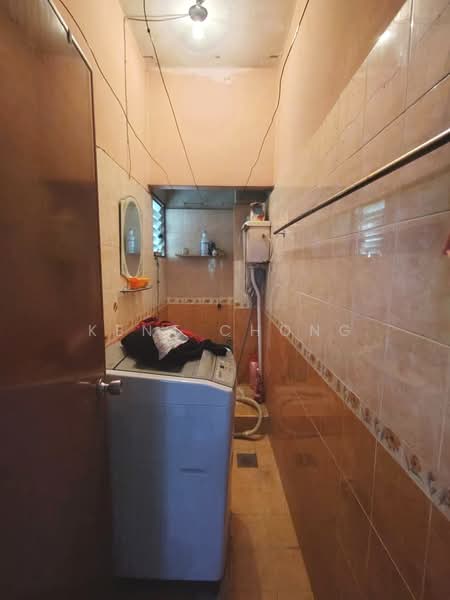 2-storey Terraced House for Sale in Sri Petaling (Kuala Lumpur) - Kent Chong - Bathroom - PropertyGuru.com.my