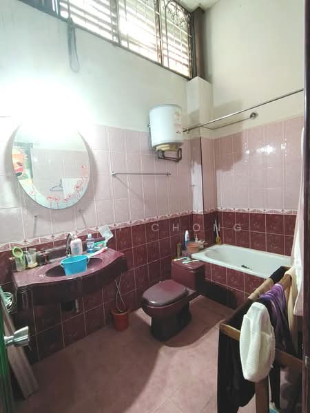2-storey Terraced House for Sale in Sri Petaling (Kuala Lumpur) - Kent Chong - Bathroom - PropertyGuru.com.my