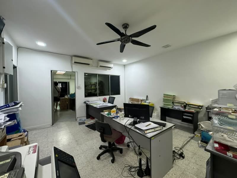 Shop / Office for Rent in SS2 (Petaling Jaya) - JH Tee - Interior - PropertyGuru.com.my
