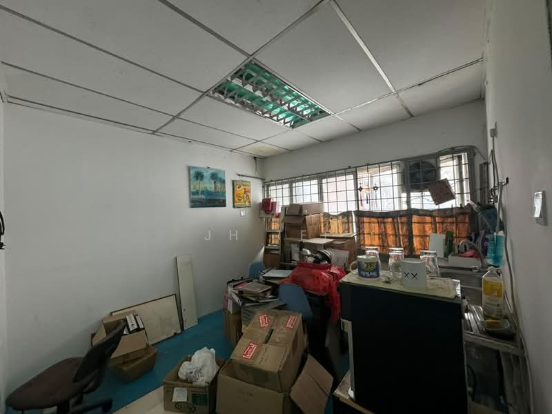 Shop / Office for Rent in SS2 (Petaling Jaya) - JH Tee - Interior - PropertyGuru.com.my
