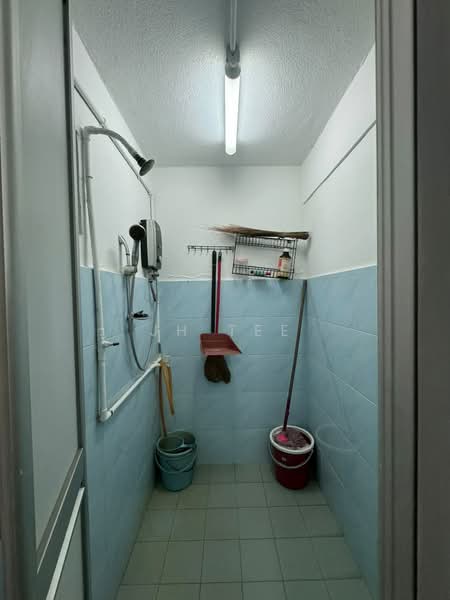 Shop / Office for Rent in SS2 (Petaling Jaya) - JH Tee - Interior - PropertyGuru.com.my