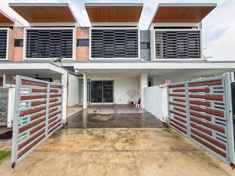 2.5-storey Terraced House for Sale in TTDI Grove (Kajang) - BILYA ARIFF - Exterior - PropertyGuru.com.my