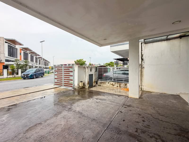 2.5-storey Terraced House for Sale in TTDI Grove (Kajang) - BILYA ARIFF - Exterior - PropertyGuru.com.my