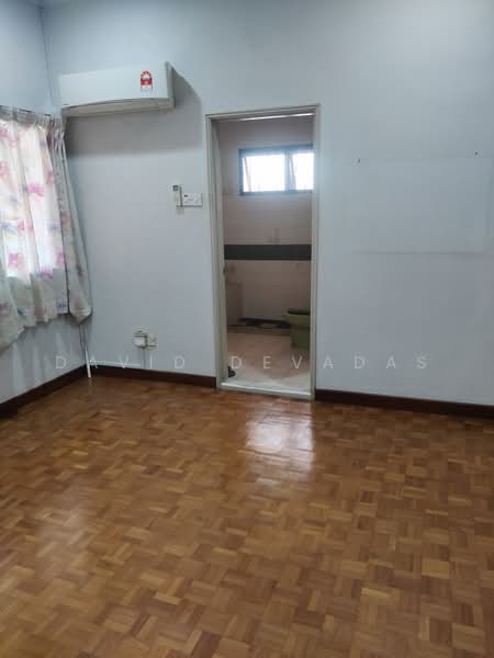 Bungalow House untuk Dijual di Seksyen 11 (Petaling Jaya) - David Devadas - Bathroom - PropertyGuru.com.my
