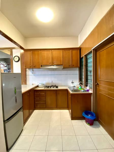 Kondominium untuk Disewa di Indah Bay Condominium - Anders Ong - Kitchen - PropertyGuru.com.my