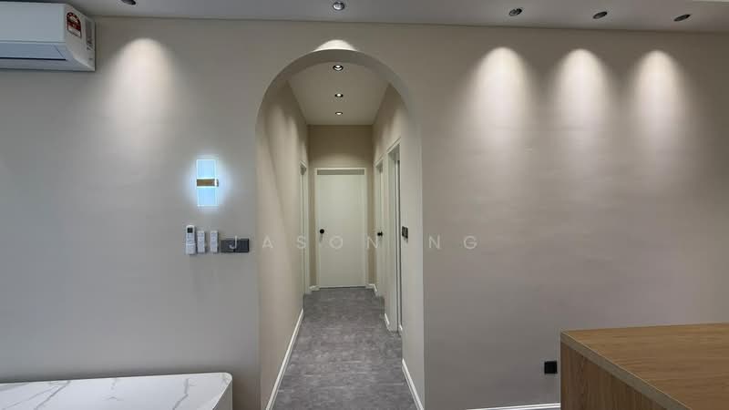 Kediaman Servis untuk Disewa di Traders Park - Jason Ng - Corridor - PropertyGuru.com.my