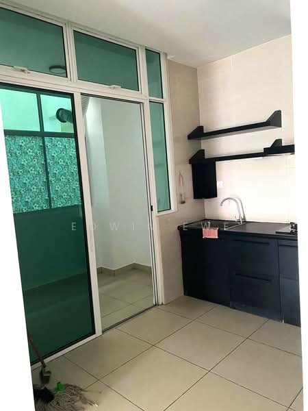 Service Residence for Sale at Setia Tri-angle - Edwin Ewe - Kitchen - PropertyGuru.com.my