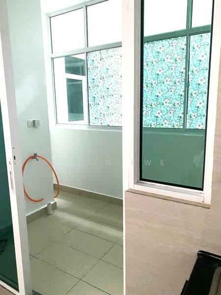 Service Residence for Sale at Setia Tri-angle - Edwin Ewe - Yard - PropertyGuru.com.my