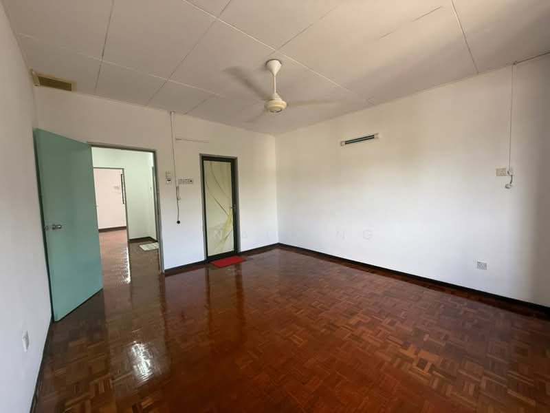 Terraced House for Sale in Sungai Ara (Penang) - Ronald Ng - Living Room - PropertyGuru.com.my
