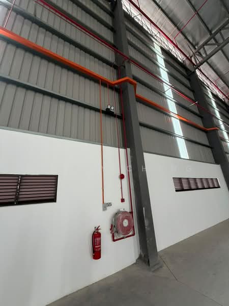 Warehouse for Rent in Rawang (Selangor) - Sherry Chang - Interior - PropertyGuru.com.my
