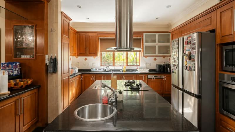 2-storey Terraced House for Sale in Putra Heights (Subang Jaya) - Izzah Alias - Kitchen - PropertyGuru.com.my