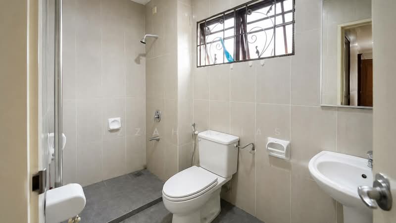 2-storey Terraced House for Sale in Putra Heights (Subang Jaya) - Izzah Alias - Bathroom - PropertyGuru.com.my