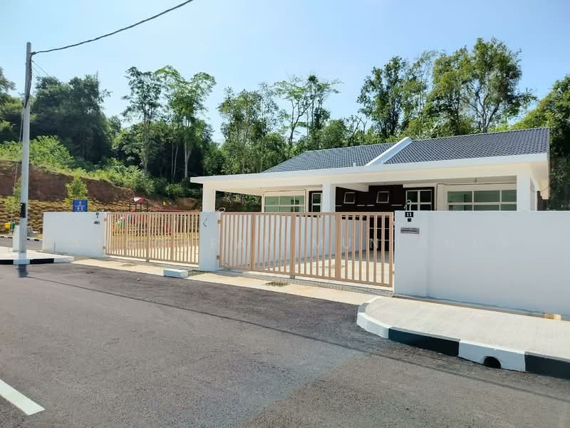 Semi-Detached House for Sale in Rumah Berkembar Setingkat di Baling Kedah (Baling) - Sanggaran Muniandy - Exterior - PropertyGuru.com.my
