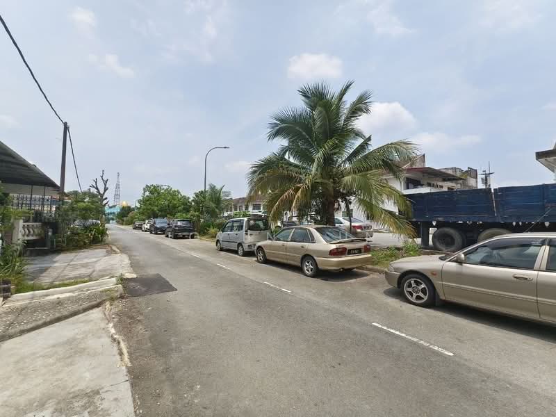2-storey Terraced House for Sale in Taman Bukit Kempas (Tampoi) - Joyen Pun - PropertyGuru.com.my