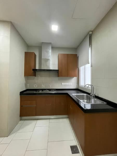 Semi-Detached House for Sale in Seri Pilmoor (Petaling Jaya) - Tony Siow - Kitchen - PropertyGuru.com.my