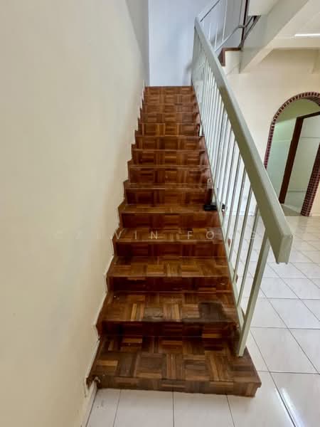 Rumah Teres 2-Tingkat untuk Dijual di Bandar Perdana (Sungai Petani) - Calvin Fong - Staircase towards 2nd floor - PropertyGuru.com.my