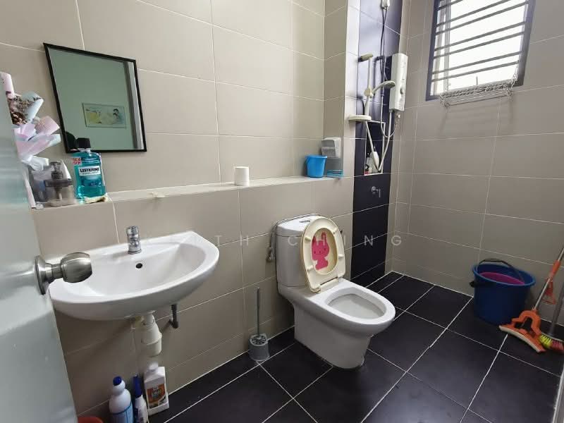2-storey Terraced House for Sale in Johor Bahru (Johor) - Keith Ching - Bathroom - PropertyGuru.com.my