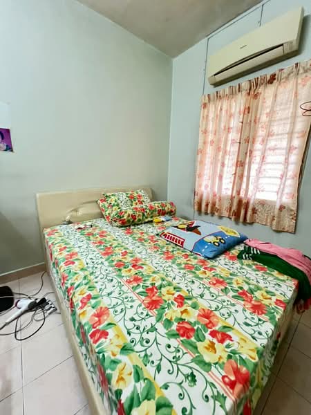 2-storey Terraced House for Sale in Taman Segar Perdana (Cheras) - Penny Loh - Bedroom - PropertyGuru.com.my