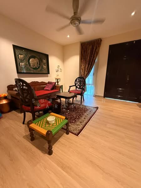 Rumah Teres 2.5-Tingkat untuk Dijual di USJ Heights (Subang Jaya) - Surendran Karapiah - Living Room - PropertyGuru.com.my