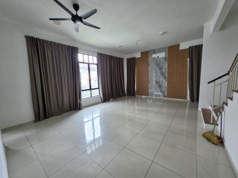Rumah Kluster untuk Disewa di Eco Majestic (Semenyih) - Mike Lim - Living Room - PropertyGuru.com.my