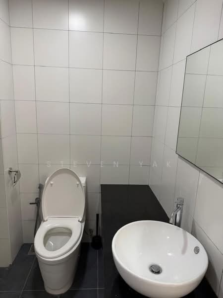 Kediaman Servis untuk Disewa di Chambers - Steven Yak - Bathroom - PropertyGuru.com.my