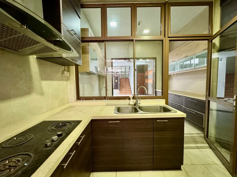 Rumah Teres 2-Tingkat untuk Dijual di Bukit Jelutong (Shah Alam) - Adaw Zain - Kitchen - PropertyGuru.com.my