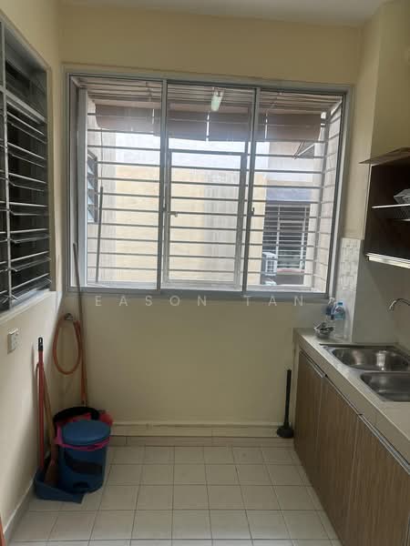 Kondominium untuk Dijual di D'Rimba - Eason Tan - Kitchen - PropertyGuru.com.my