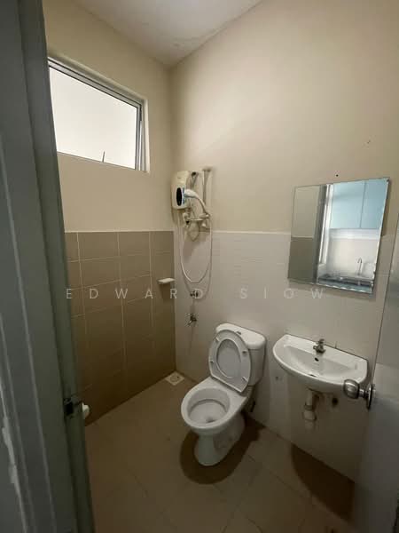 Rumah Teres 2-Tingkat untuk Disewa di Setia Tropika (Johor Bahru) - Edward Siow - Bathroom - PropertyGuru.com.my