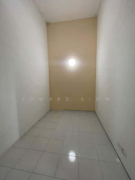 Rumah Teres 2-Tingkat untuk Disewa di Setia Tropika (Johor Bahru) - Edward Siow - Interior - PropertyGuru.com.my