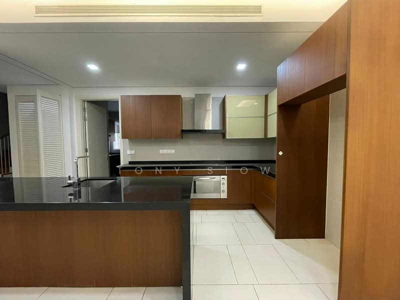 Rumah Berkembar untuk Dijual di Seri Pilmoor (Ara Damansara) - Tony Siow - Kitchen - PropertyGuru.com.my