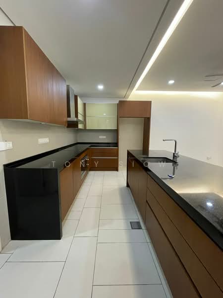 Rumah Berkembar untuk Dijual di Seri Pilmoor (Ara Damansara) - Tony Siow - Kitchen - PropertyGuru.com.my