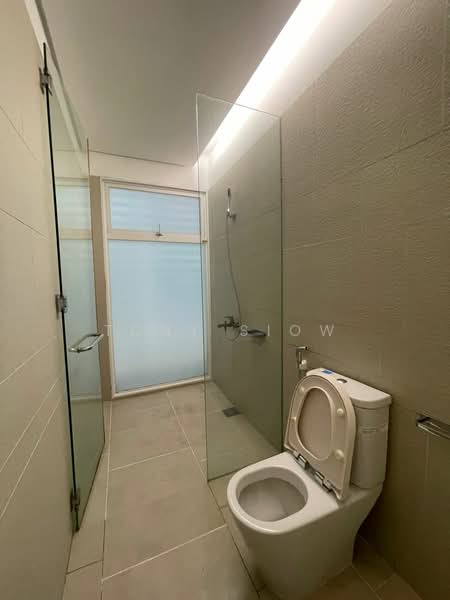 Rumah Berkembar untuk Dijual di Seri Pilmoor (Ara Damansara) - Tony Siow - Bathroom - PropertyGuru.com.my