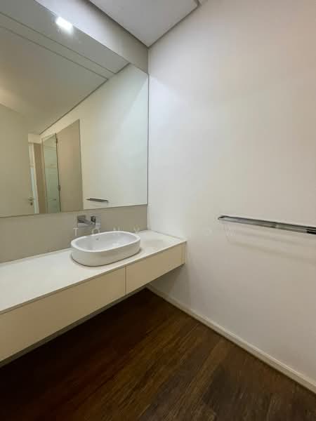 Rumah Berkembar untuk Dijual di Seri Pilmoor (Ara Damansara) - Tony Siow - Bathroom - PropertyGuru.com.my