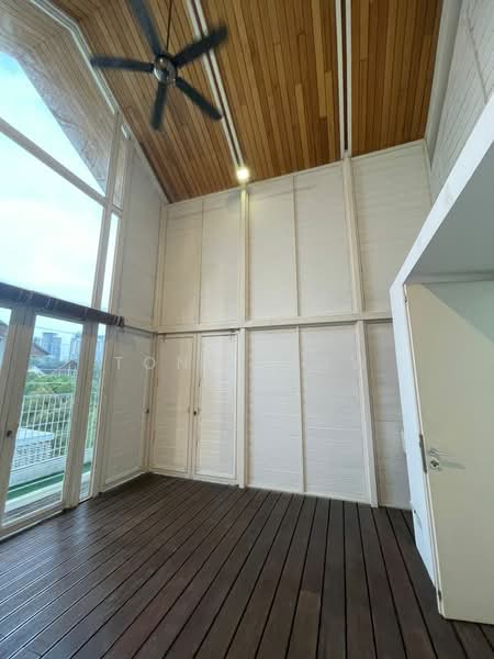 Rumah Berkembar untuk Dijual di Seri Pilmoor (Ara Damansara) - Tony Siow - Balcony - PropertyGuru.com.my