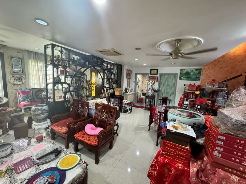 2-storey Terraced House for Sale in Taman Melawati (Ulu Kelang) - Welson Moo - Living Room - PropertyGuru.com.my