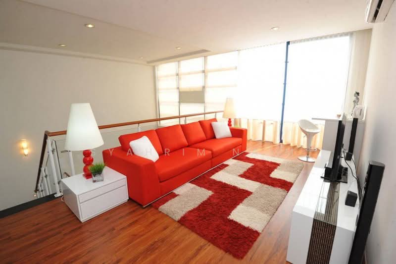Kondominium untuk Dijual di Impiana On The Waterfront Condominium - Syahrim Naim - Living Room - PropertyGuru.com.my
