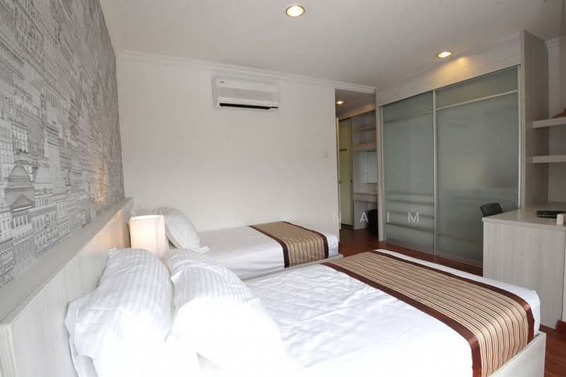 Kondominium untuk Dijual di Impiana On The Waterfront Condominium - Syahrim Naim - Bedroom - PropertyGuru.com.my