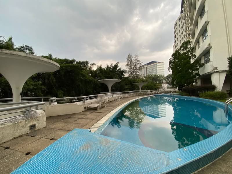 Kondominium untuk Dijual di Impiana On The Waterfront Condominium - Syahrim Naim - Exterior - PropertyGuru.com.my