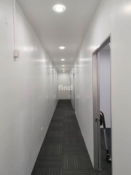 Office for Rent in Bayan Lepas (Penang) - Jey Ong - Corridor - PropertyGuru.com.my