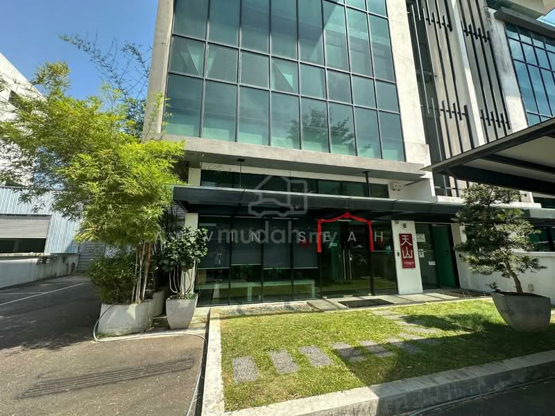 Kilang untuk Disewa di Taman Industri Pusat Bandar Puchong (Puchong) - Alvin Seah - Exterior - PropertyGuru.com.my