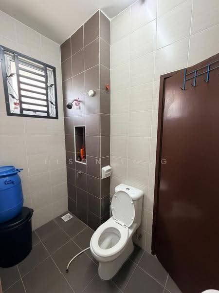2-storey Terraced House for Sale in Bandar Seri Alam (Masai) - Elson Yong - Bathroom - PropertyGuru.com.my