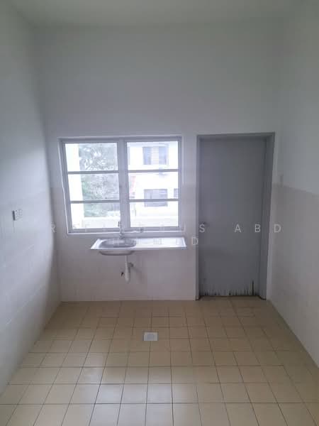 Rumah Teres 2.5-Tingkat untuk Dijual di Taman Puncak Saujana (Kajang) - Sr Firdaus Abd Hamid - Kitchen - PropertyGuru.com.my